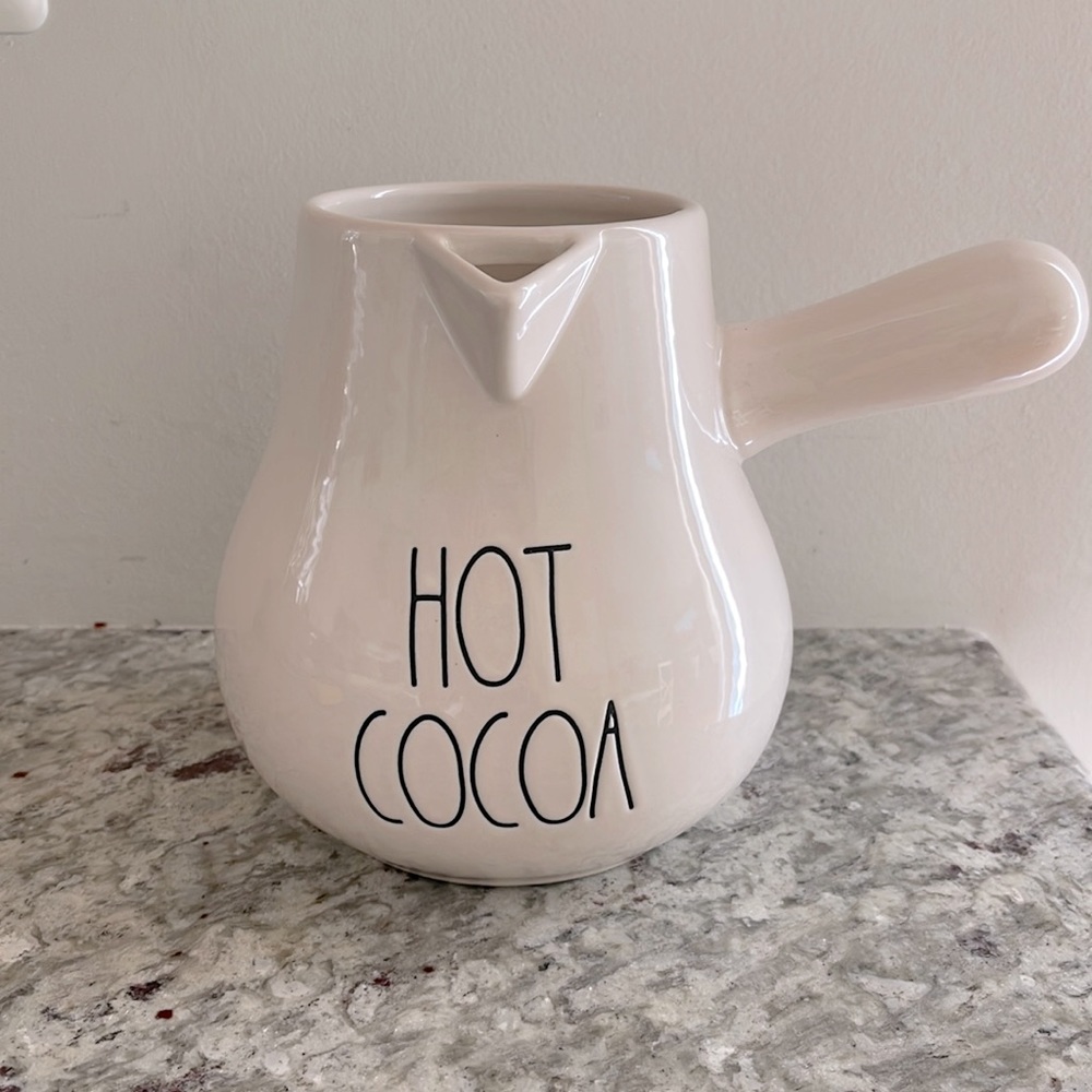 RARE! Rae Dunn HOT COCOA Pot